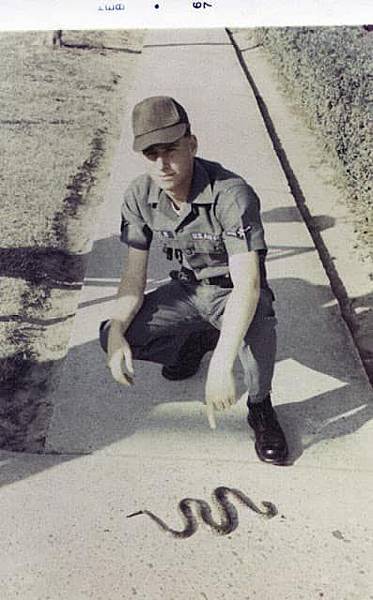 老照片/臺灣日日新報社原為落成於1908年的二層樓建築，19