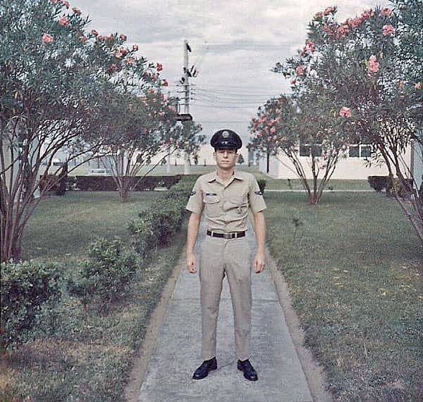 老照片/臺灣日日新報社原為落成於1908年的二層樓建築，19