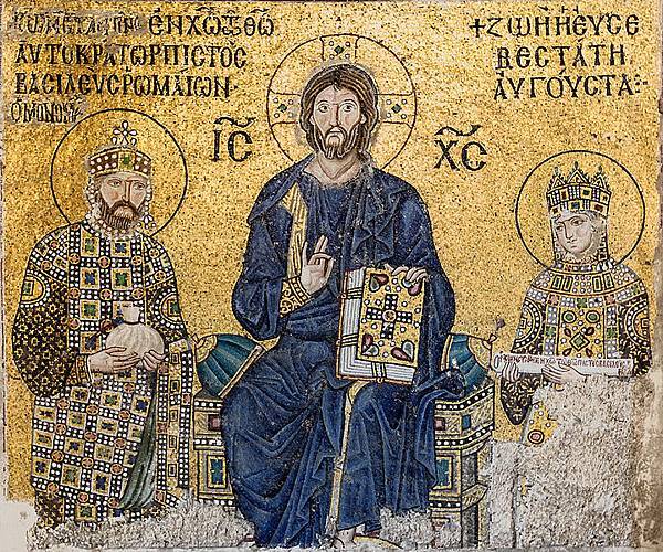 720px-Empress_Zoe_mosaic_Hagia_Sophia