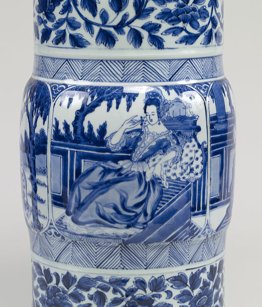 511px-Chinese_-_Pair_of_Vases_with_European_Women_-_Walters_491913,_491914_-_Detail_C