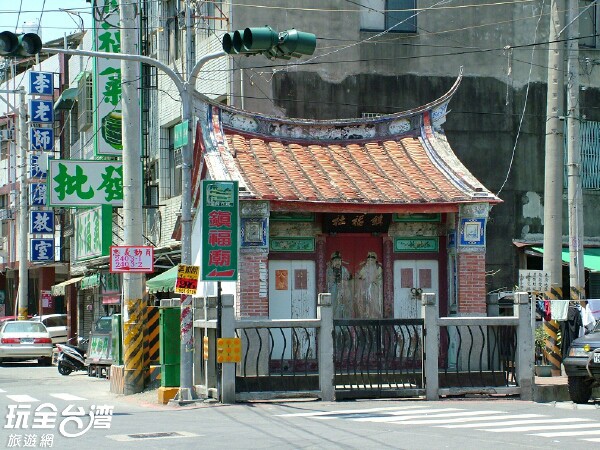 國家一級古蹟鳳山縣舊城北門拱辰門門神神荼+鬱壘/鎮福社，是位