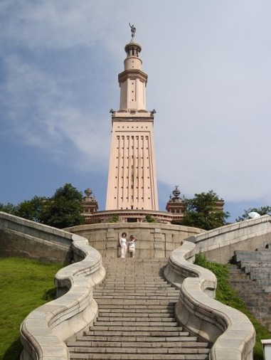 Lighthouse_of_Alexandria_in_Changsha_China