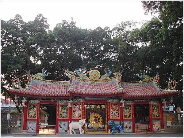 《明鄭北園別館遺址～台南古剎開元寺》開元寺即海會寺符合「伽藍