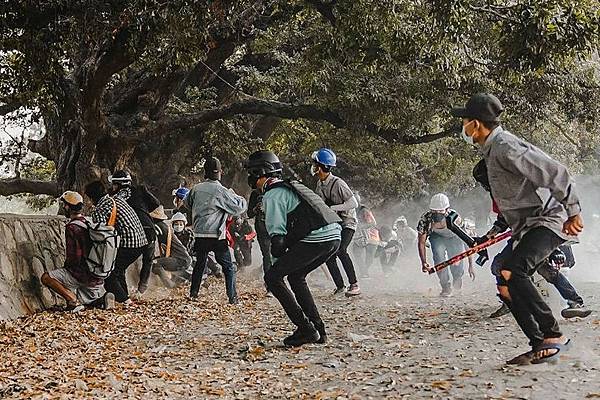 緬甸翁山蘇姬譴責軍事政變，反對軍事政變 逾12.5萬名教師被