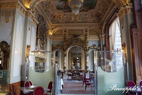 匈牙利世界第一美紐約咖啡廳「New York Kávéház 匈牙利世界第一美紐約咖啡廳「New York Kávéház