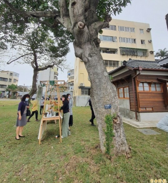 新竹市政府警察局-新竹警察署,位於新竹市中正路與中山路交叉口