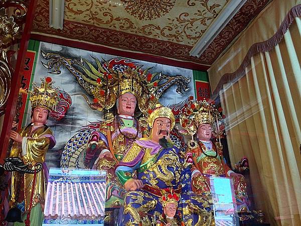 宜蘭碧霞宮後殿岳母與岳飛神像 宜蘭碧霞宮後殿岳母與岳飛神像