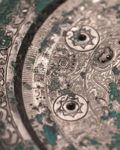 銅鏡-陽燧鏡/火鐮/陽燧取火。《周禮·秋官·司烜》中雲: