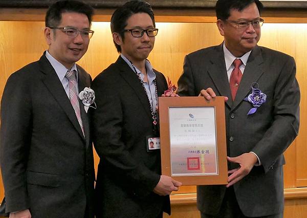 2022-06-14_125415 2022-06-14_125415