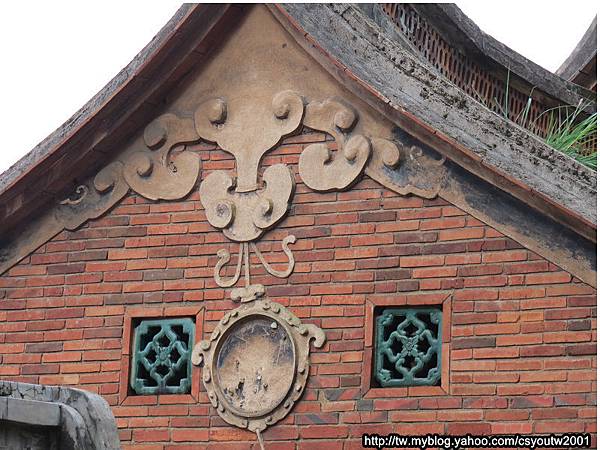 楊梅麟鳳宮-回善寺建於西元1900年-坐落於二重溪庄內-馬天 楊梅麟鳳宮-回善寺建於西元1900年-坐落於二重溪庄內-馬天