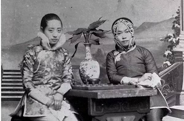 新茶花賽金花/賽金花（1872年－1936年）狀元夫人和公使