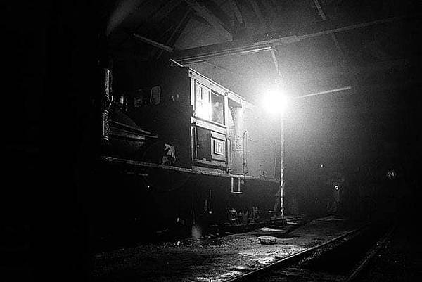 奮起湖車站/1920阿里山火車/110年前清代鋼軌仍在用