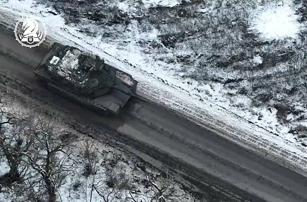 烏俄戰爭/女戰士/坦克大戰