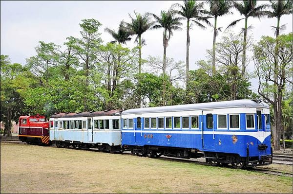 勝利號/台南新營新營糖廠「藍皮列車」國寶級糖鐵-糖鐵勝利號已