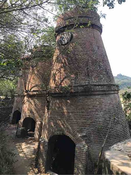 柴山 百年石灰窯-歷史建築/原淺野水泥台灣工場台灣第一個現代