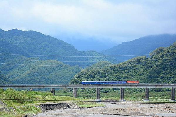 萬新鐵路-台鐵新店線-中和線及淡水線/新店站開業時間-192 萬新鐵路-台鐵新店線-中和線及淡水線/新店站開業時間-192