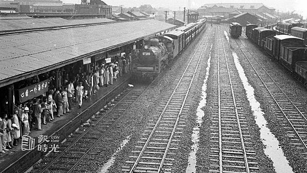 基隆車站/1908年縱貫鐵道全通式-南北交通，縮短到一日內-