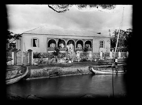 晚清台灣玻璃版原件是對台灣歷史影像收藏中最重要的珍品,全部都 晚清台灣玻璃版原件是對台灣歷史影像收藏中最重要的珍品,全部都