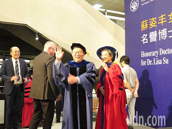 超微（AMD）半導體女王執行長蘇姿丰到國立陽明交通大學頒發名