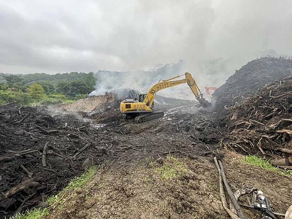 徐茂淦包庇業者傾倒廢棄物進公有垃圾場 新豐鄉長遭收押-鄉長任 徐茂淦包庇業者傾倒廢棄物進公有垃圾場 新豐鄉長遭收押-鄉長任