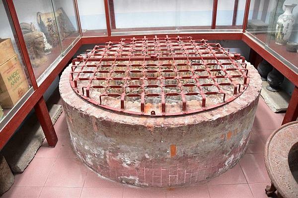 《明鄭北園別館遺址～台南古剎開元寺》開元寺即海會寺符合「伽藍