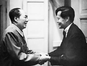 諾貝爾物理獎得主楊振寧和相差54歲妻子翁帆結婚超過10年，當