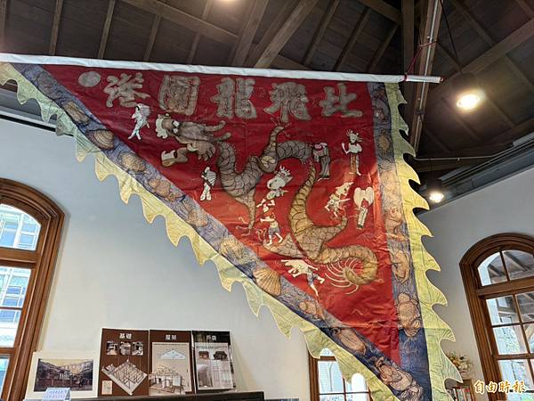 北港大龍旗＋北港飛虎旗＋北港菜刀旗．北港朝天宮進香旗／飛虎旗