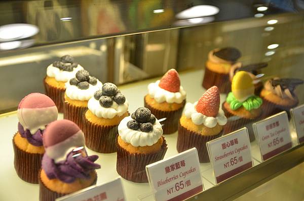 DSC_6047.JPG DSC_6047.JPG