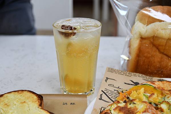 【台南楠西區】窯窯woody ～窯烤美食很好吃，有大草皮、滑