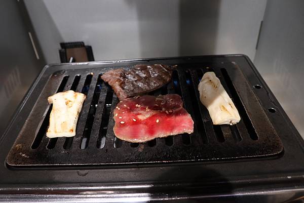 【台南永康區】私烤一人燒肉～南台科大商圈的個人燒肉店，邊緣人
