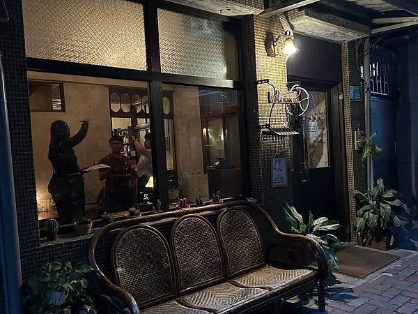 【台南中西區】䖙 | Thenn Leh ~營業到凌晨,有 【台南中西區】䖙 | Thenn Leh ~營業到凌晨,有