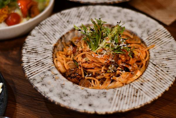 兒本蔬食餐廳 善化店｜Earthborn Restaurant