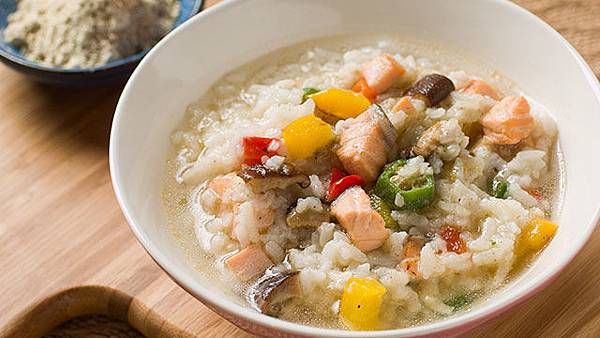 飲氧什錦鮭魚粥