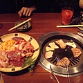 第一次吃到飽的燒肉，就只有肉，1700日幣。