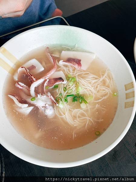 澎湖美食 ◎ 馬公市 － 海城 上湯鮮魚粥 飯麵擔 / 小卷