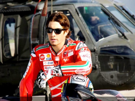 Nicky_Hayden_Ducati_Safety_1.jpg