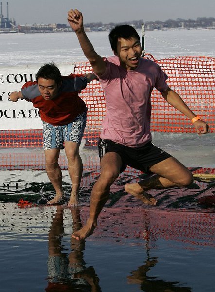 photo from Capital Times 我的阿哥哥變成celebrity啦