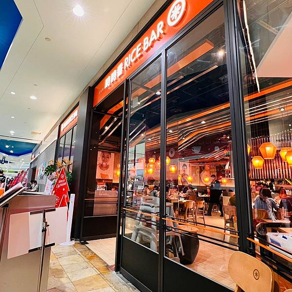 LINE_ALBUM_202211-1_221202_11 LINE_ALBUM_202211-1_221202_11