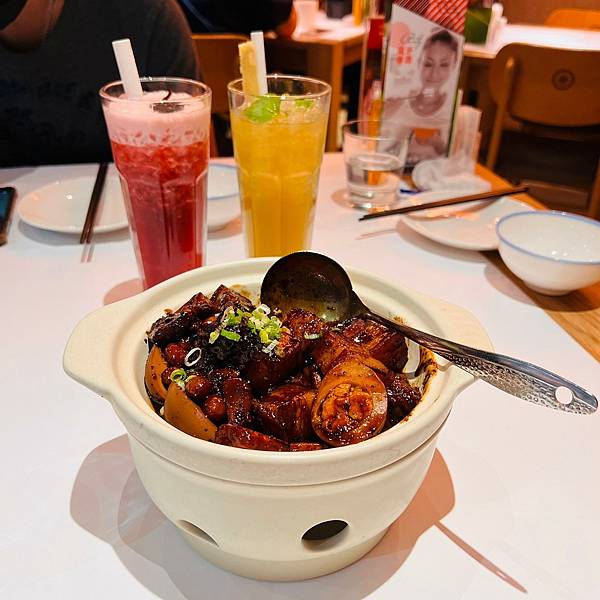 LINE_ALBUM_202211-1_221202_18 LINE_ALBUM_202211-1_221202_18