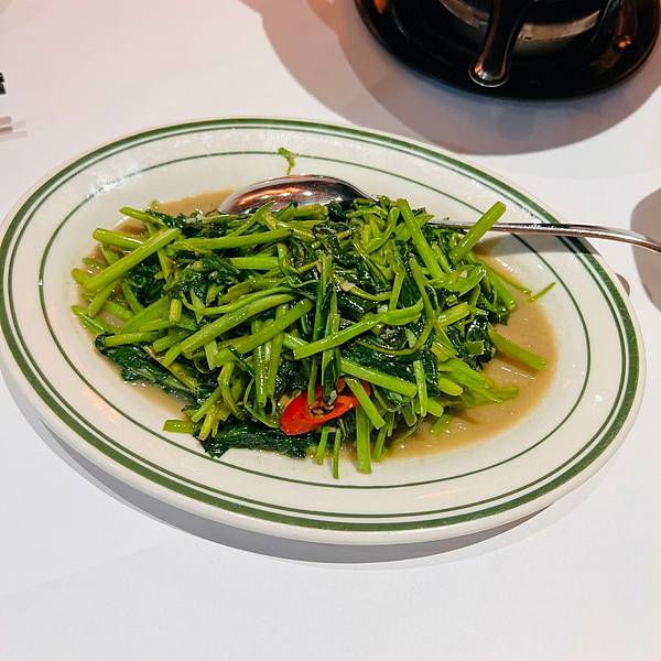 LINE_ALBUM_202211-1_221202_20 LINE_ALBUM_202211-1_221202_20