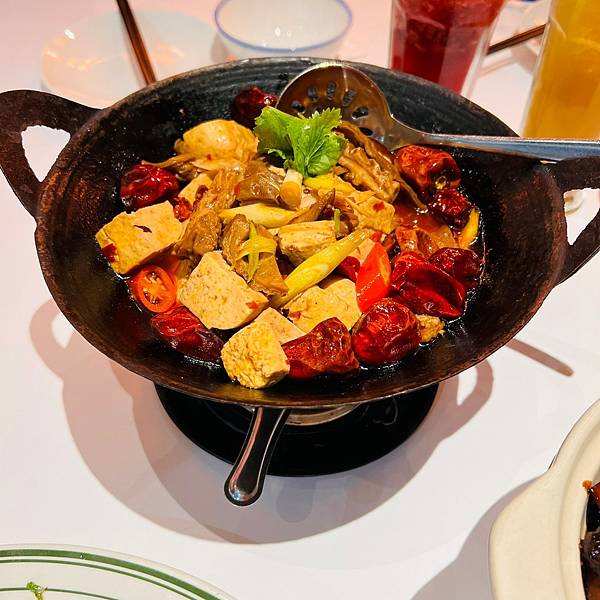 LINE_ALBUM_202211-1_221202_21 LINE_ALBUM_202211-1_221202_21