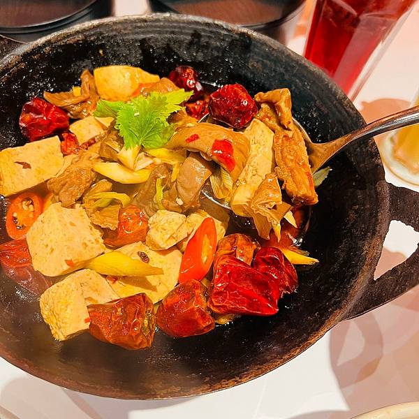 LINE_ALBUM_202211-1_221202_27 LINE_ALBUM_202211-1_221202_27