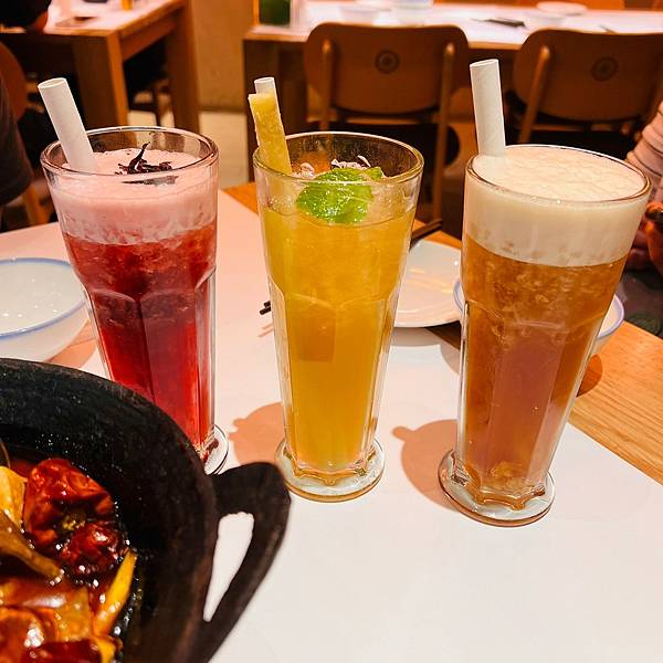 LINE_ALBUM_202211-1_221202_24 LINE_ALBUM_202211-1_221202_24