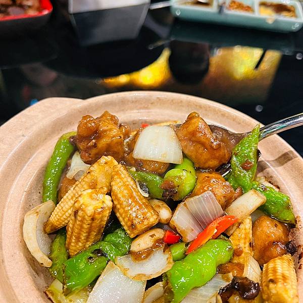 享鴨終於來高雄啦!! 享鴨烤鴨與中華料理 高雄裕誠店 享鴨終於來高雄啦!! 享鴨烤鴨與中華料理 高雄裕誠店