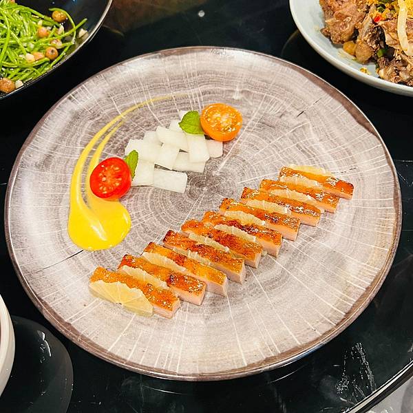 享鴨終於來高雄啦!! 享鴨烤鴨與中華料理 高雄裕誠店 享鴨終於來高雄啦!! 享鴨烤鴨與中華料理 高雄裕誠店