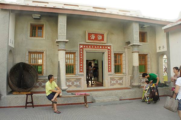 QmoqSMZC4HC2jk1hEHPDaA.jpg QmoqSMZC4HC2jk1hEHPDaA.jpg