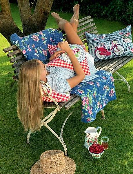 2012-7.jpg 2012-7.jpg