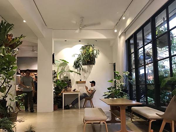 S_7747956596424.jpg