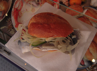 20090608_01_FishSandwich.jpg