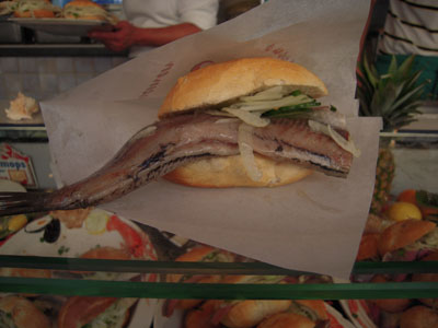 20090610_01_FishSandwich.jpg